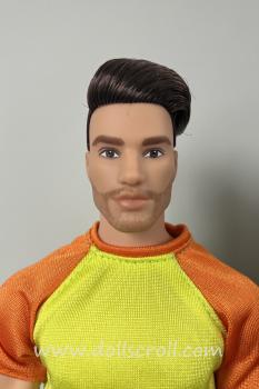 Mattel - Barbie - Barbie Looks - Wave 3 - Doll #18 - Ken Buff - Doll